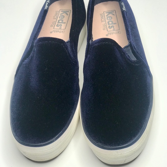 Keds Women’s Blue Velvet Double Decker Slip on Sneaker - Picture 8 of 8